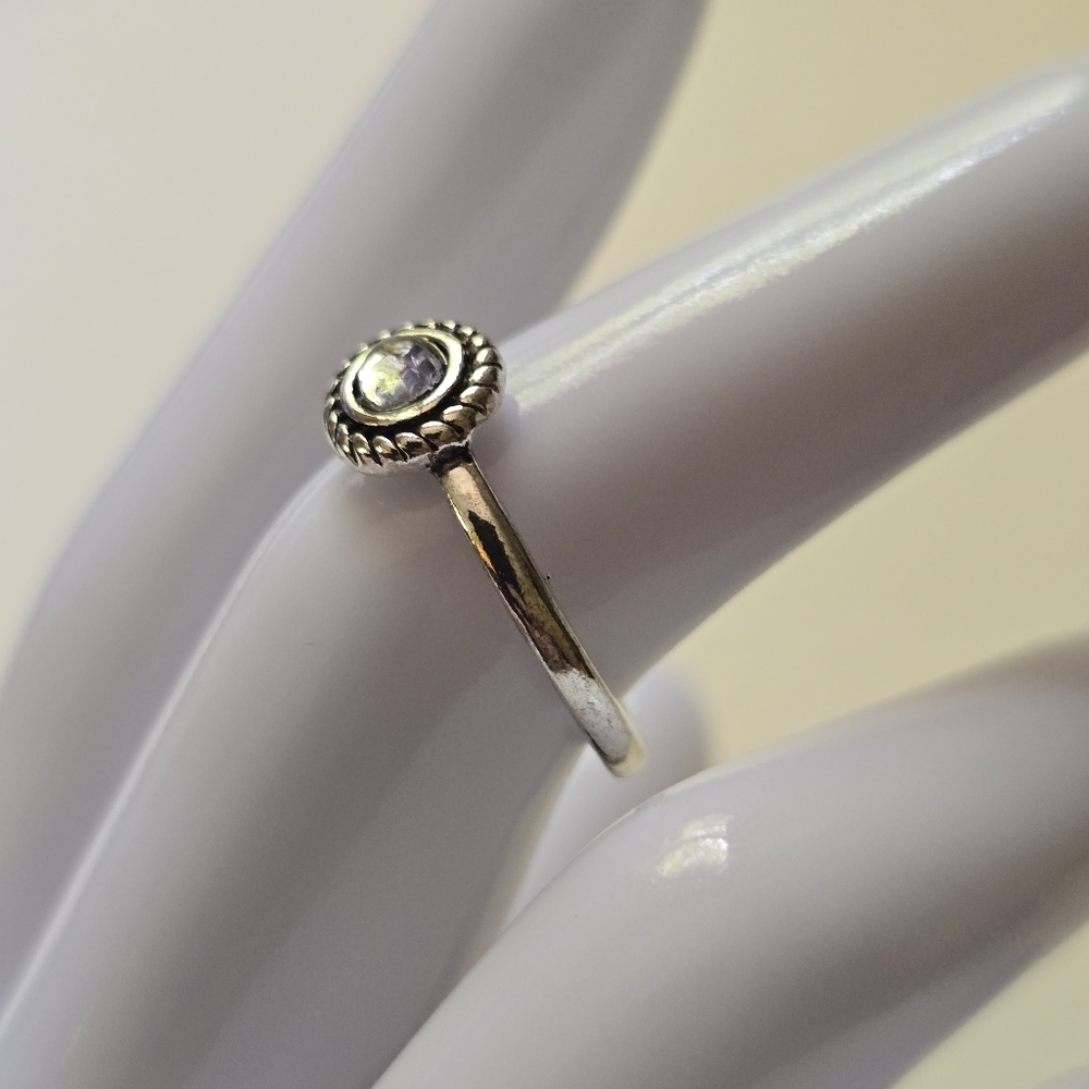 Silver-Toned Circle Ring Size 7